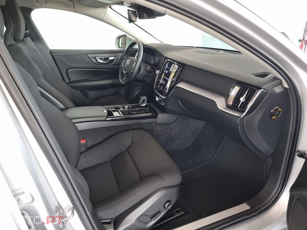 Volvo V60 2.0 T6 AWD TE Inscription Expression — fotografia 45