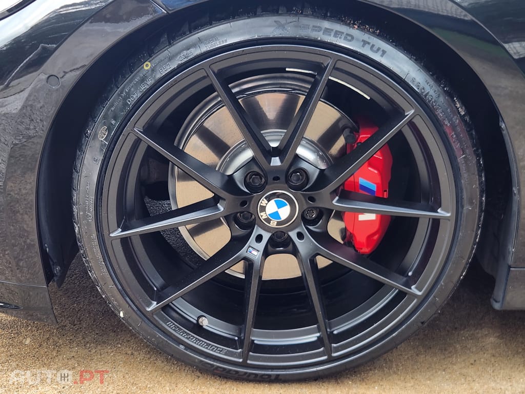 BMW 330 e Line Sport Auto