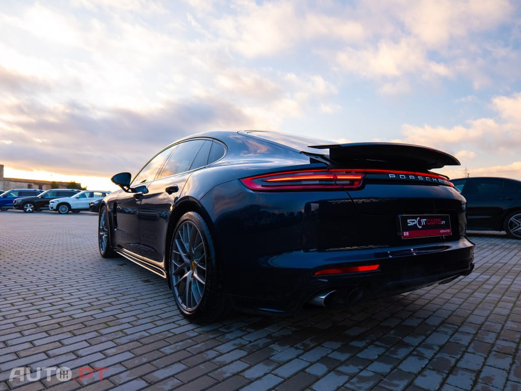 Porsche Panamera 4 Executive