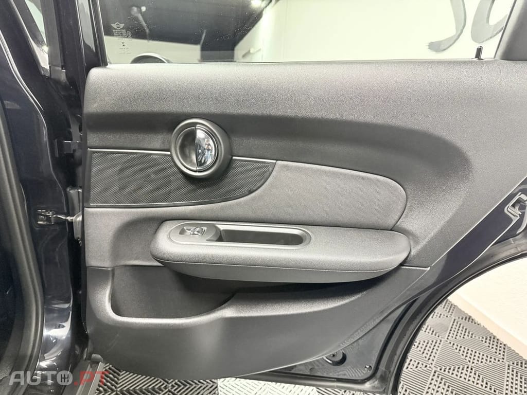 MINI Clubman One D
