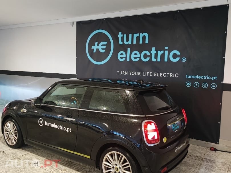 MINI Cooper Cooper SE