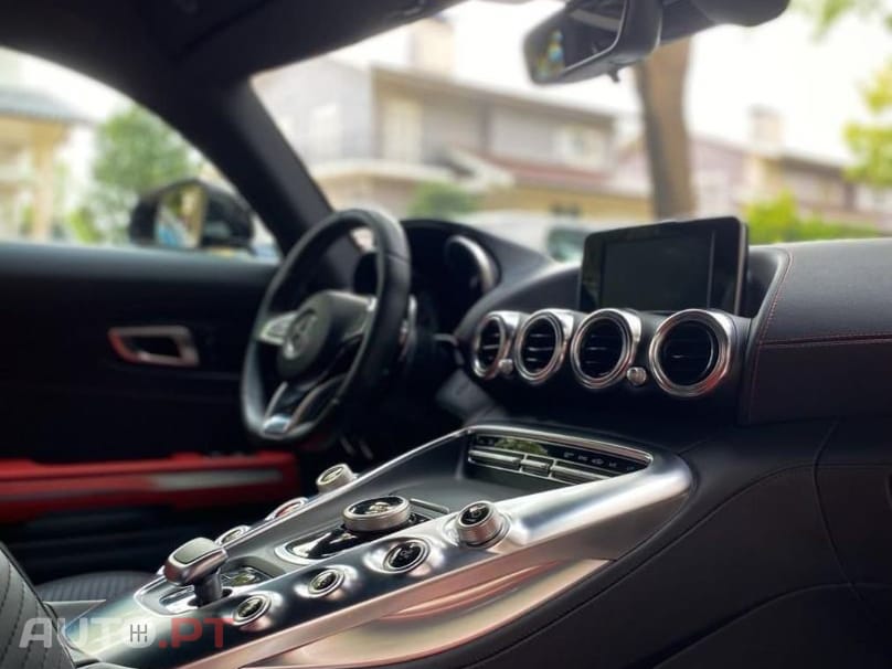 Mercedes-Benz AMG GT Standard