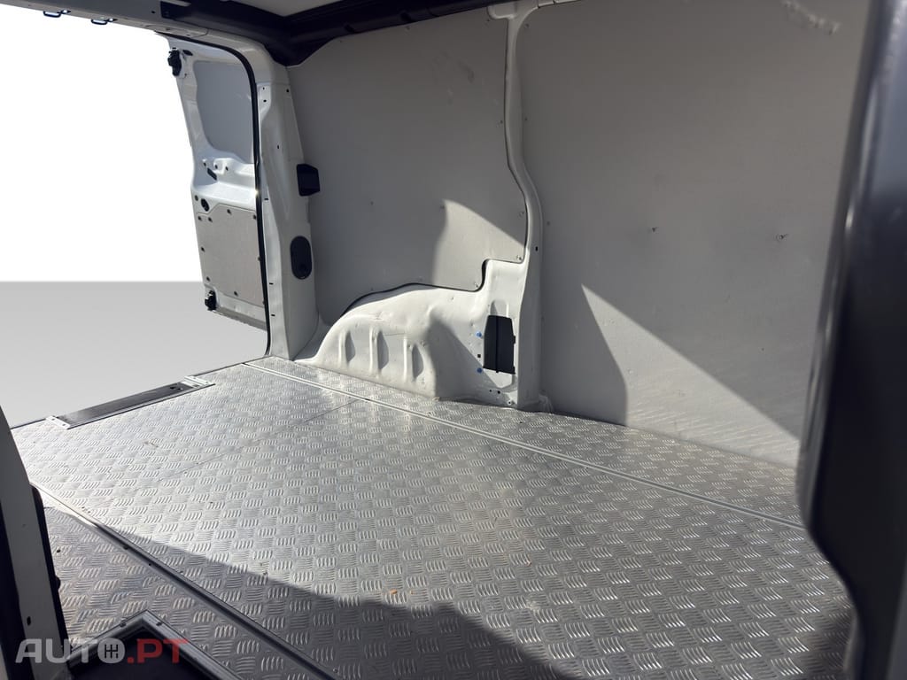 Citroen e-Jumpy 75 kWh M Club