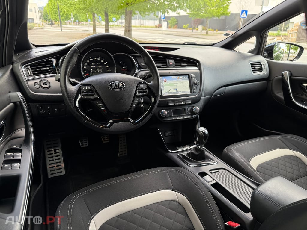 Kia Ceed SW 1.0 T-GDI GT Line