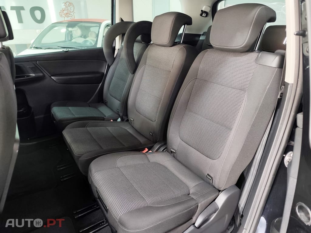 Volkswagen Sharan 2.0 TDI Blue Confortline DSG