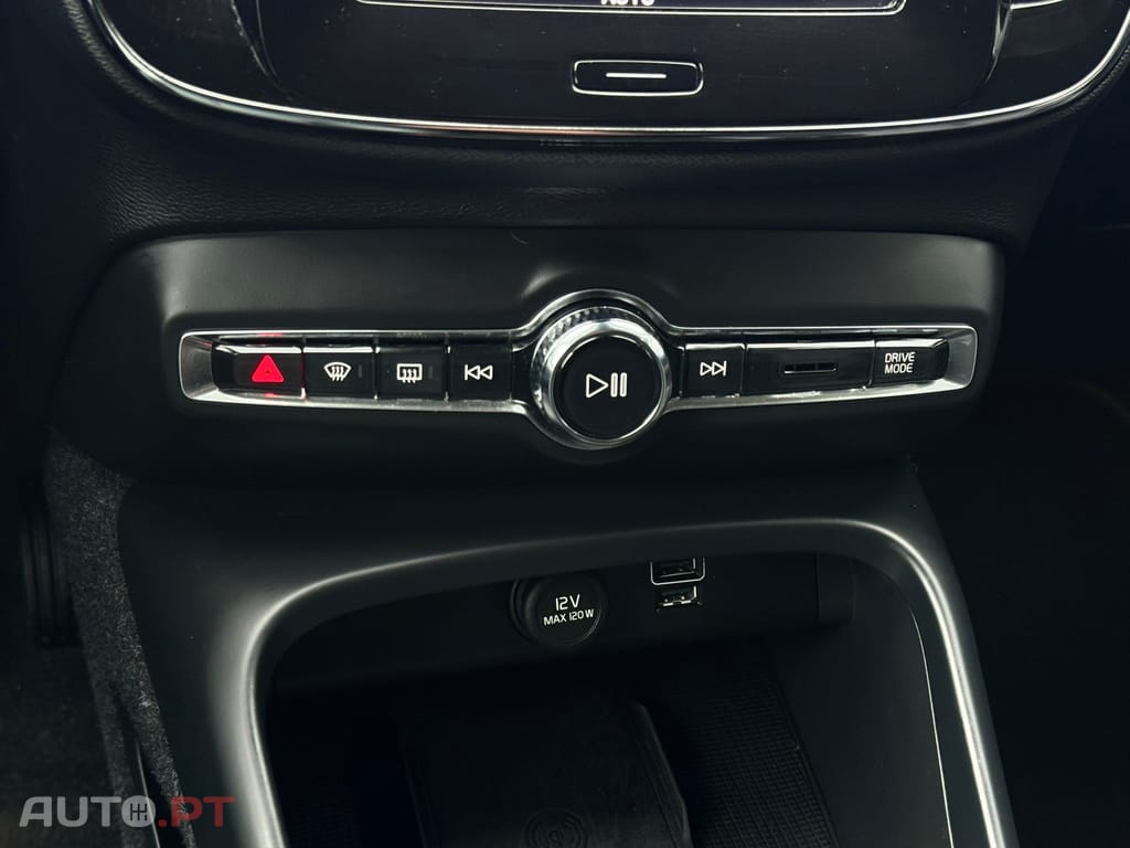 Volvo XC40 1.5 T4 PHEV Inscription