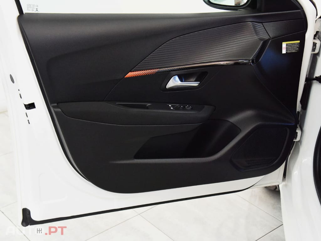 Peugeot E-208 ACTIVE PACK