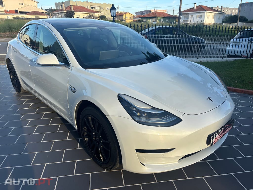 Tesla Model 3 Long Range Tração Traseira