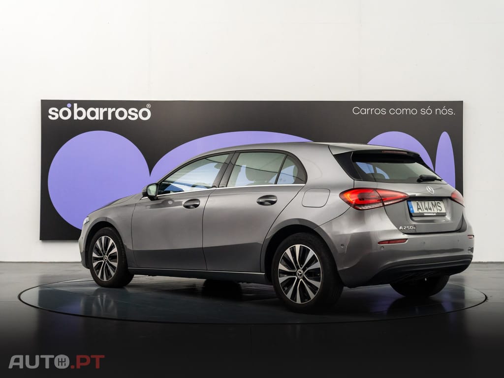 Mercedes-Benz A 250 e Style Plus