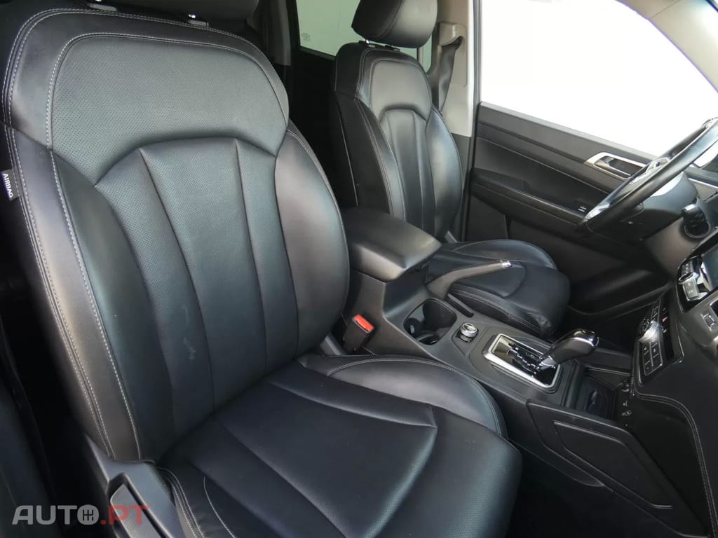 SsangYong Musso Grand 4WD Sapphire