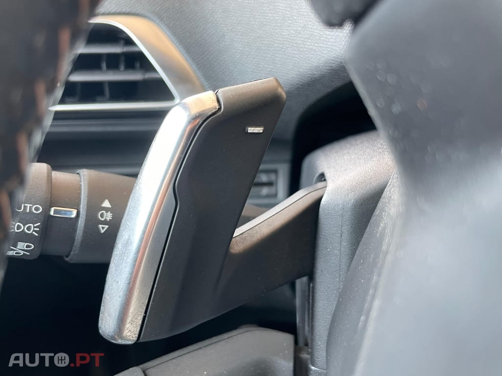 Peugeot 3008 1.2 PureTech GT EAT8