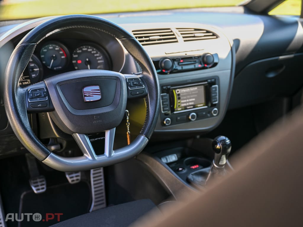 Seat Leon 2.0 TSi Cupra R