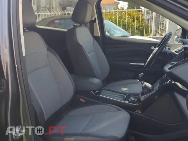 Ford Kuga 1.5 TDCi EcoBlue Titanium