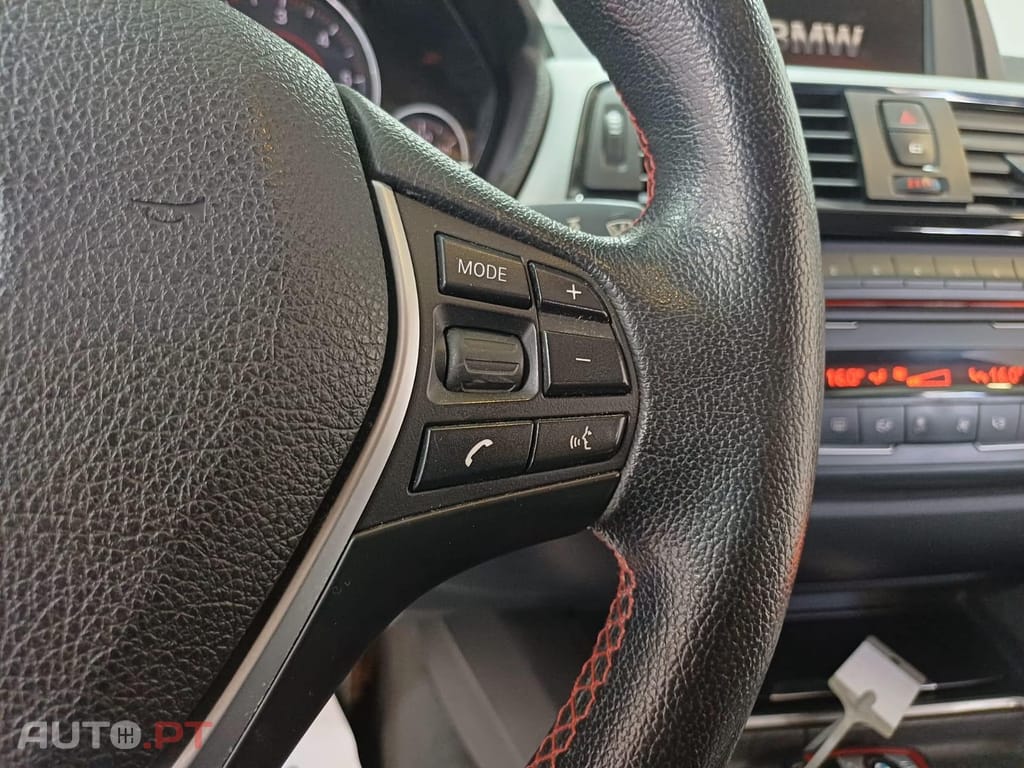 BMW 318 Touring Sport Line