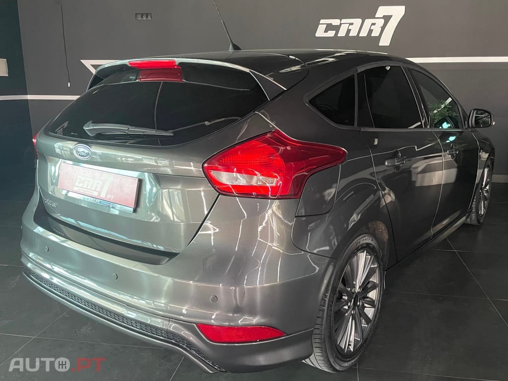 Ford Focus 1.5 TDCi EcoBlue ST-Line
