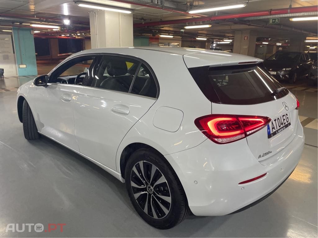 Mercedes-Benz A 250 e Style Plus