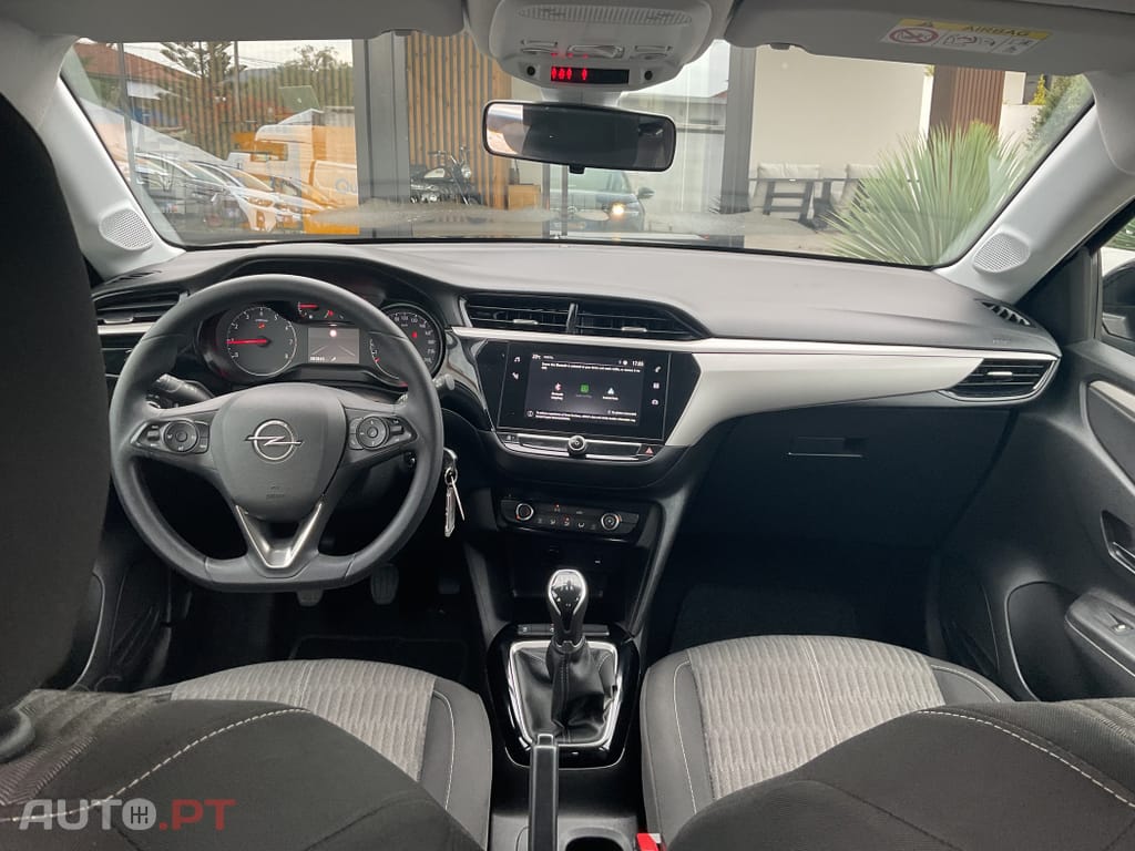 Opel Corsa 1.2 T Business Edition