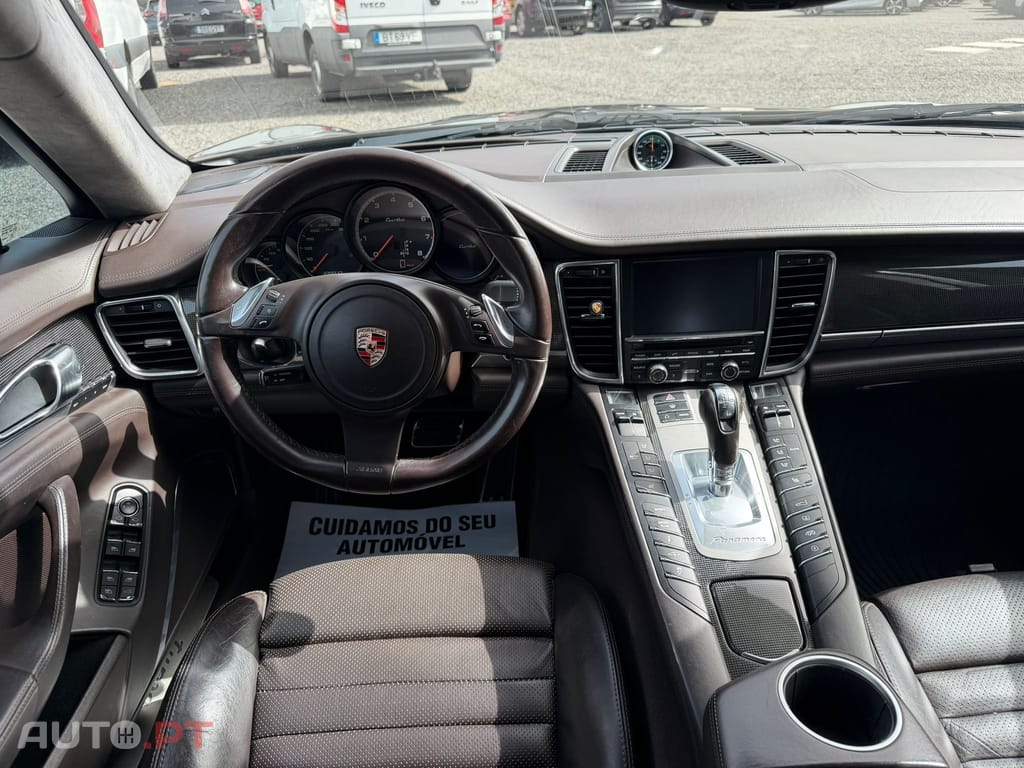 Porsche Panamera Turbo PDK