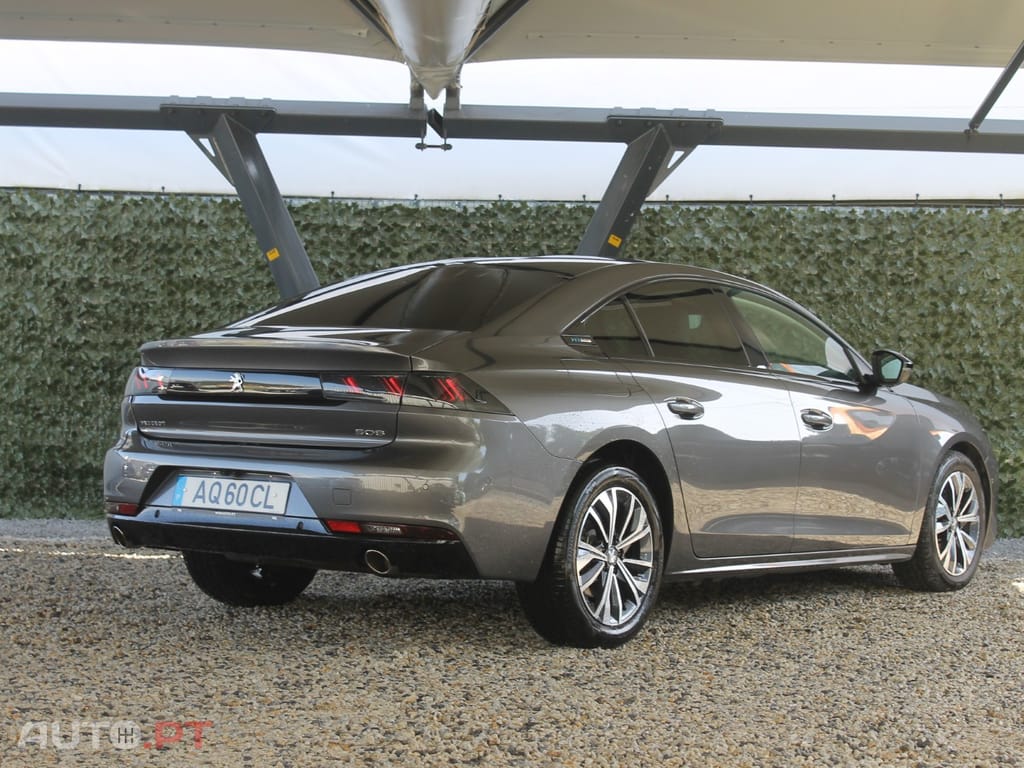 Peugeot 508 1.6 Hybrid Allure Pack e-EAT8