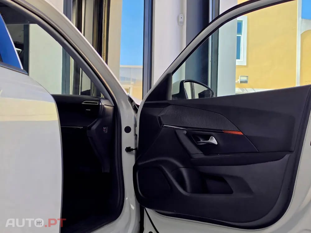 Peugeot 2008 1.5 BlueHDi Active Pack