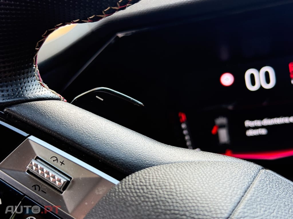 DS DS4 1.2 PureTech Pallas EAT8