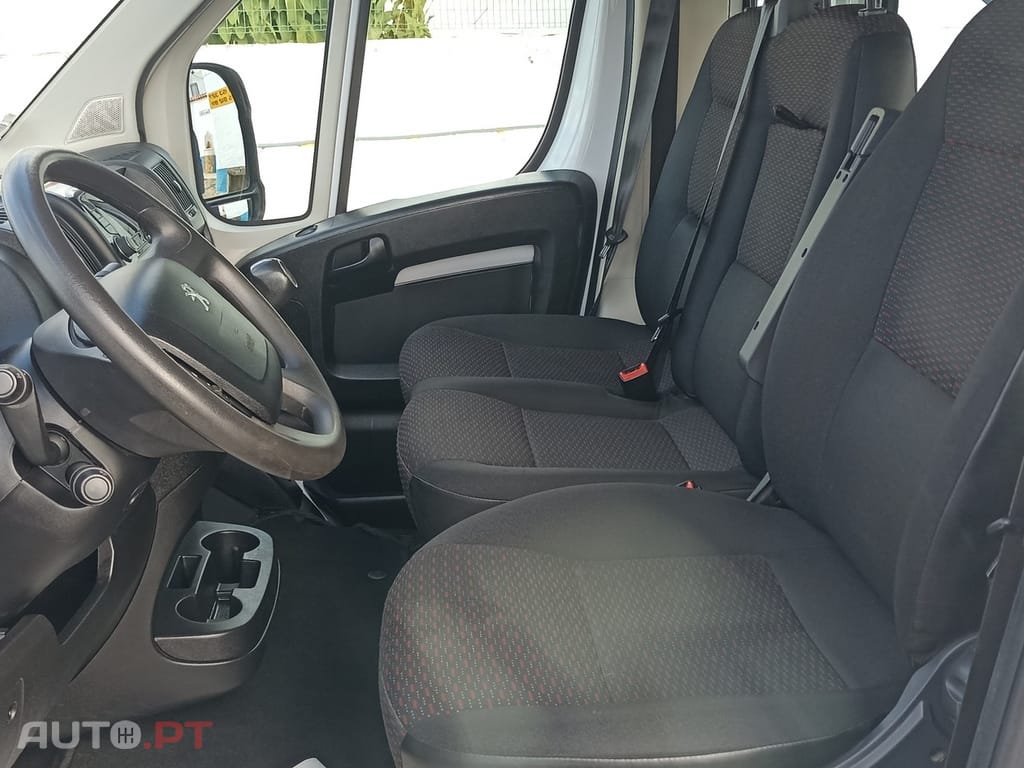 Peugeot Boxer 2.2 BlueHDi 335 L3 CD