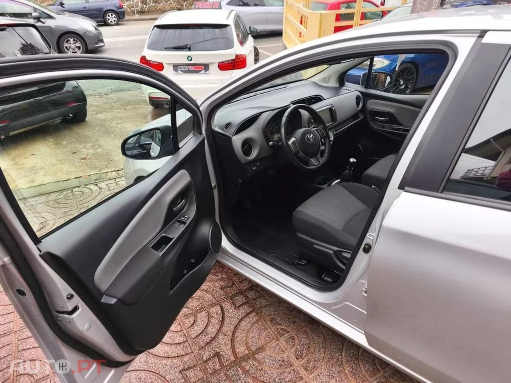 Toyota Yaris 1.4 D-4D Comfort 99g