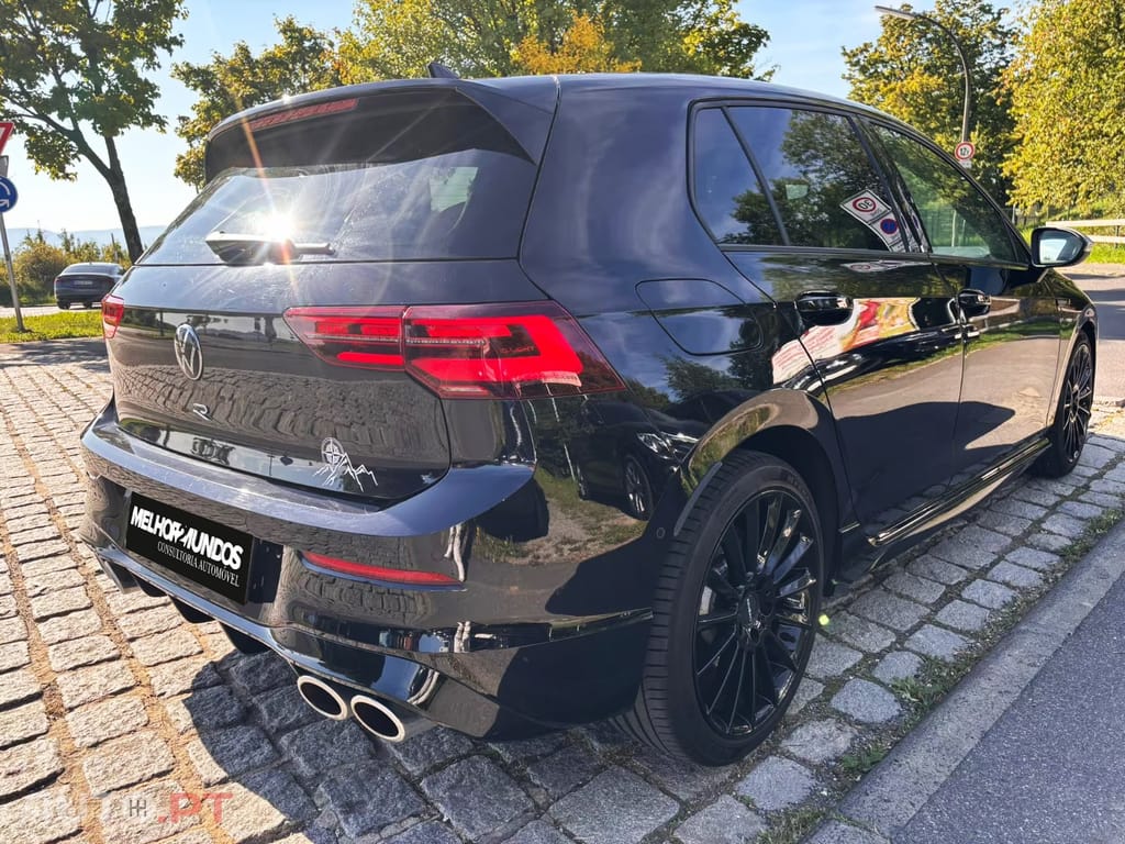 Volkswagen Golf 2.0 TSI R DSG