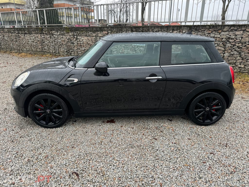 MINI Cooper Cooper D