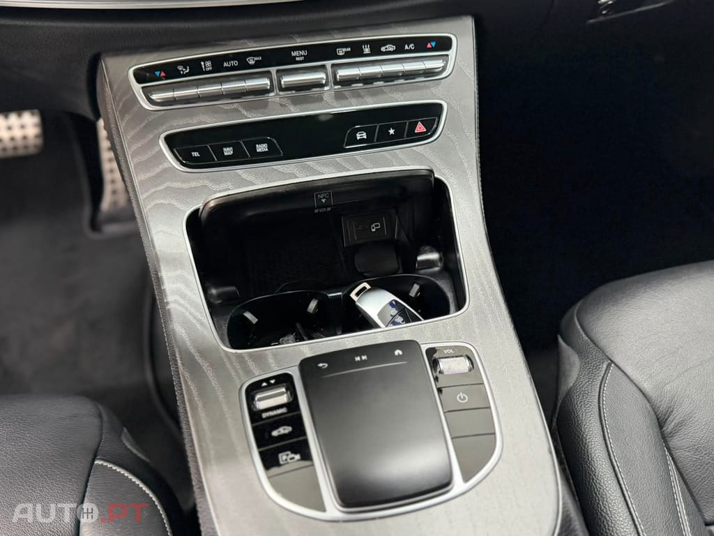 Mercedes-Benz E 300 de AMG Line