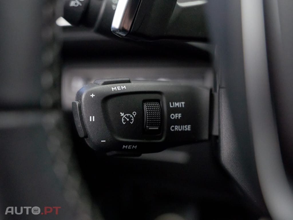 Peugeot 3008 1.6 Hybrid Allure Pack e-EAT8