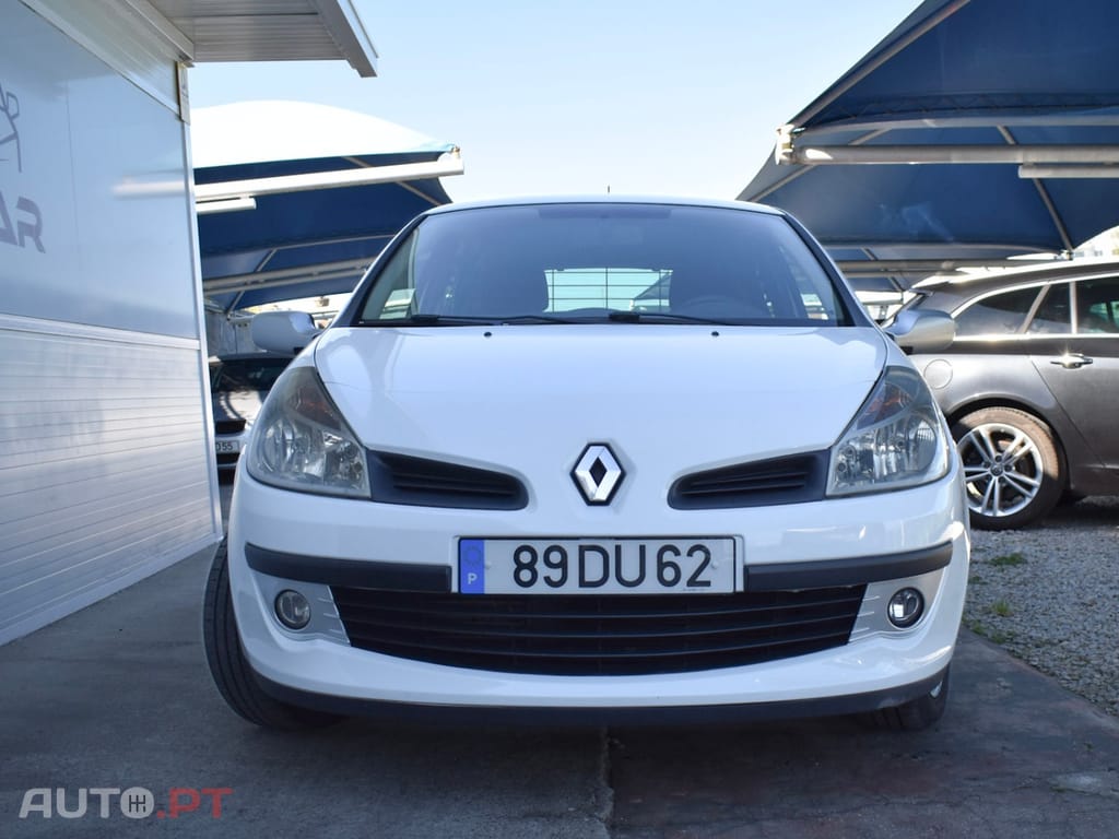 Renault Clio van