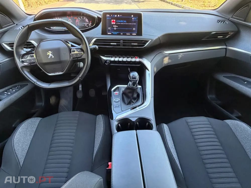 Peugeot 3008 1.2 PureTech Allure