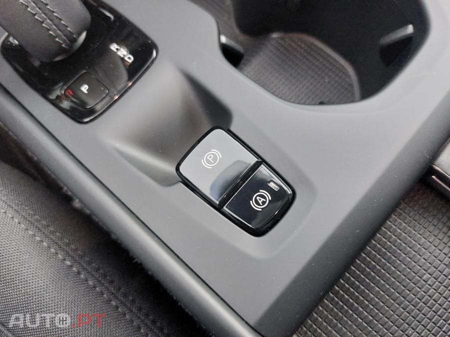 Volvo XC40 1.5 T5 PHEV R-Design Expression