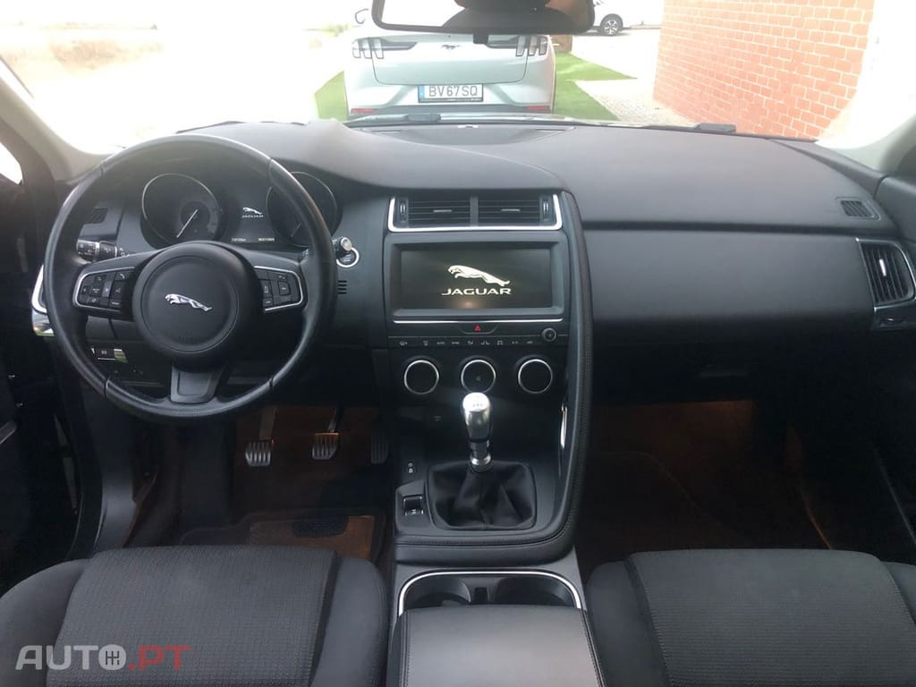 Jaguar E-Pace 2.0 i4D S