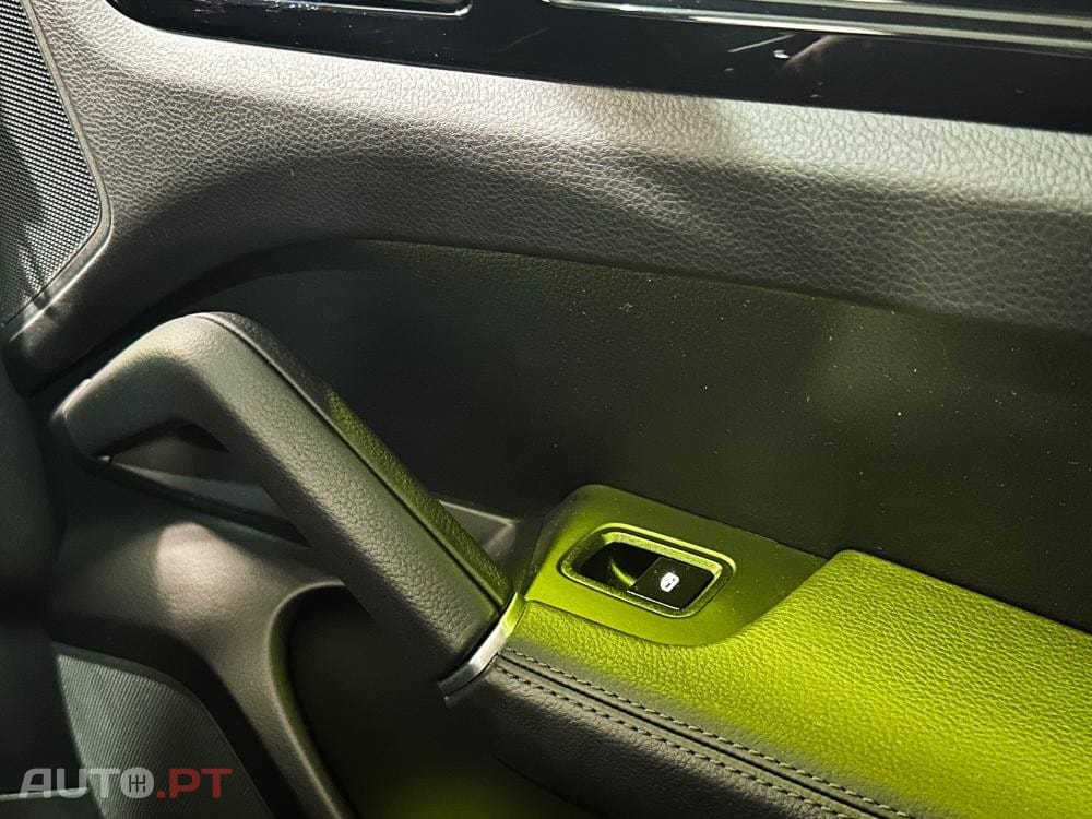 Porsche Cayenne E-Hybrid Platinum Edition