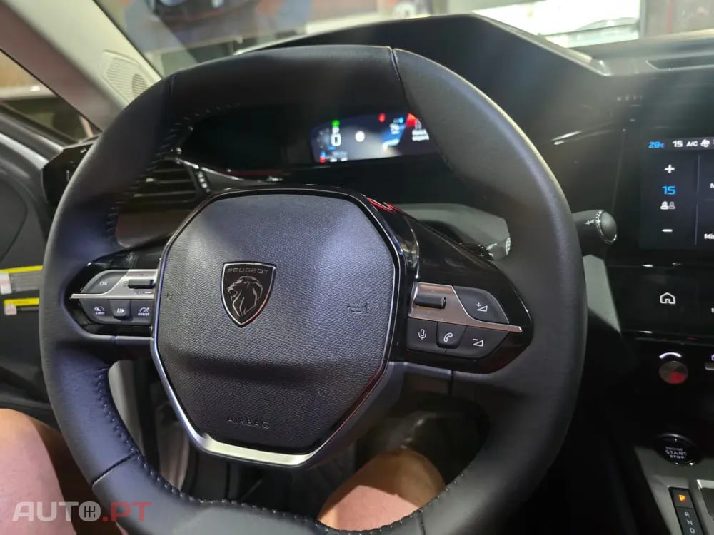 Peugeot 308 1.5 BlueHDi Allure EAT8
