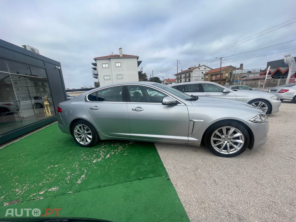 Jaguar XF 2.2 F