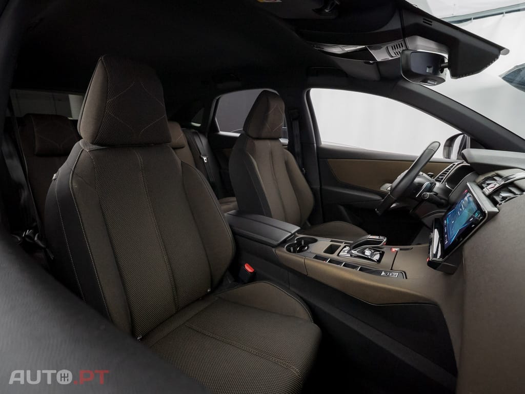 DS DS7 Crossback E-Tense Bastille+ EAT8