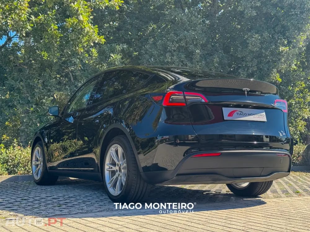 Tesla Model Y Tração Traseira