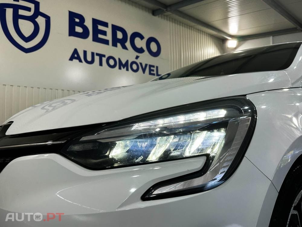 Renault Clio 1.6 E-Tech Intens