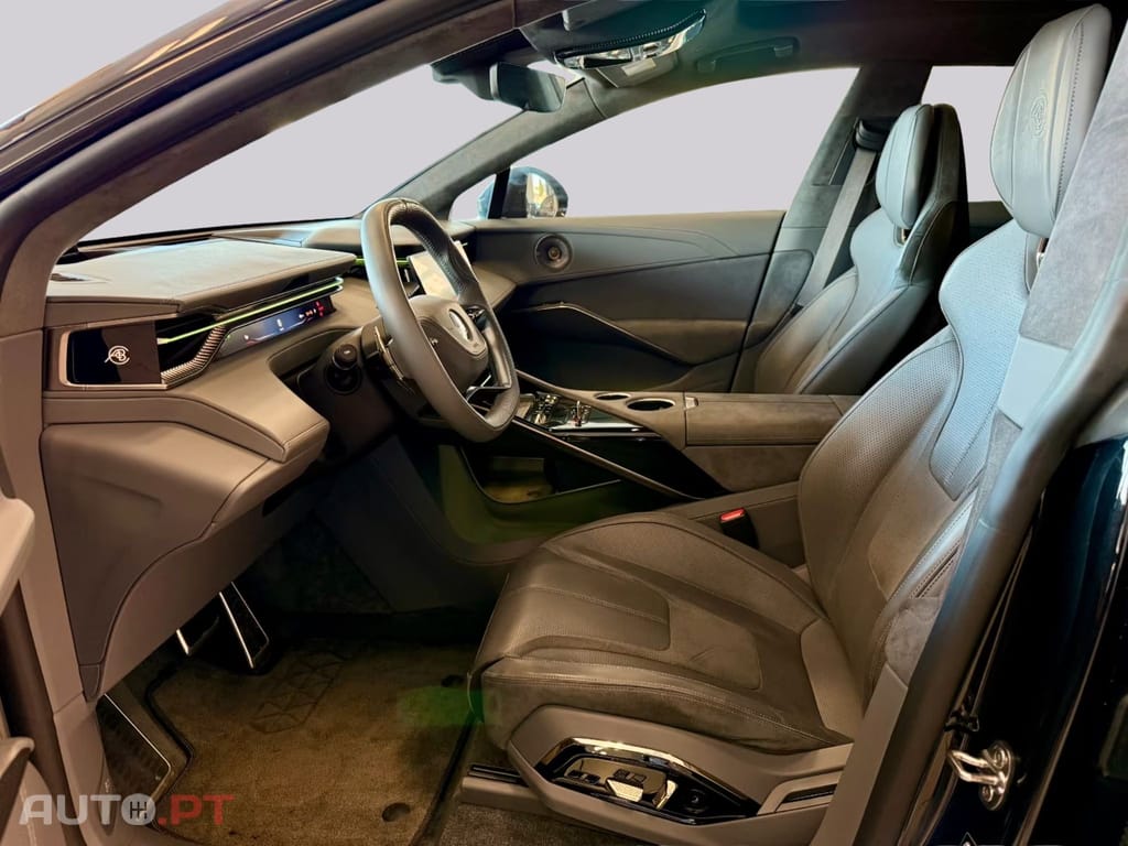 Lotus Eletre R Dynamic I.V.A DEDUTIVEL 