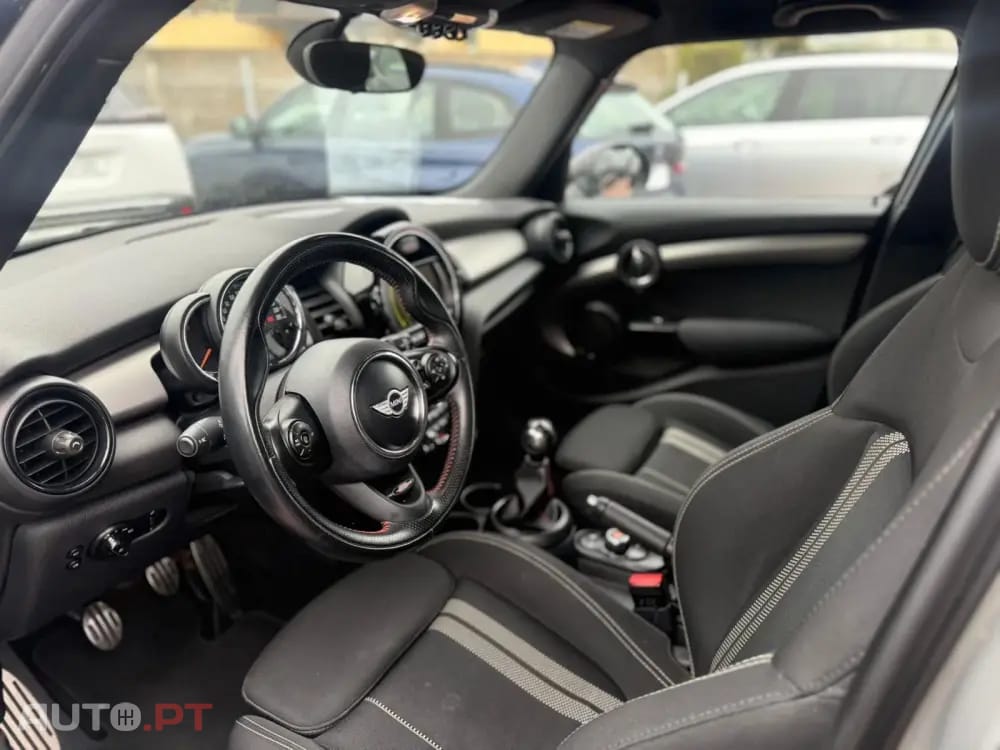 MINI Cooper John Cooper Works Cooper D