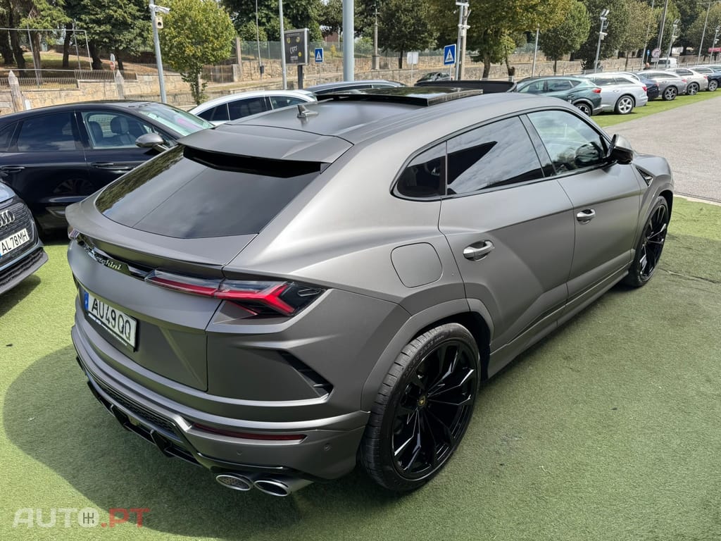 Lamborghini Urus 4.0 V8