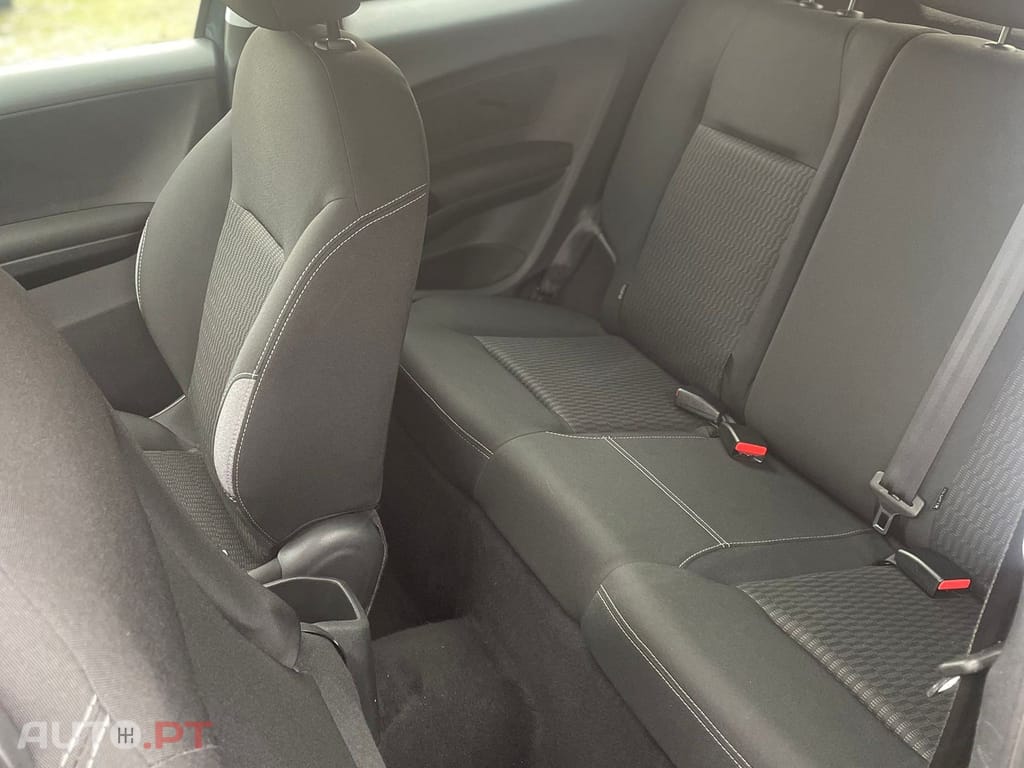 Peugeot 208 208 1.6 BlueHDi Active