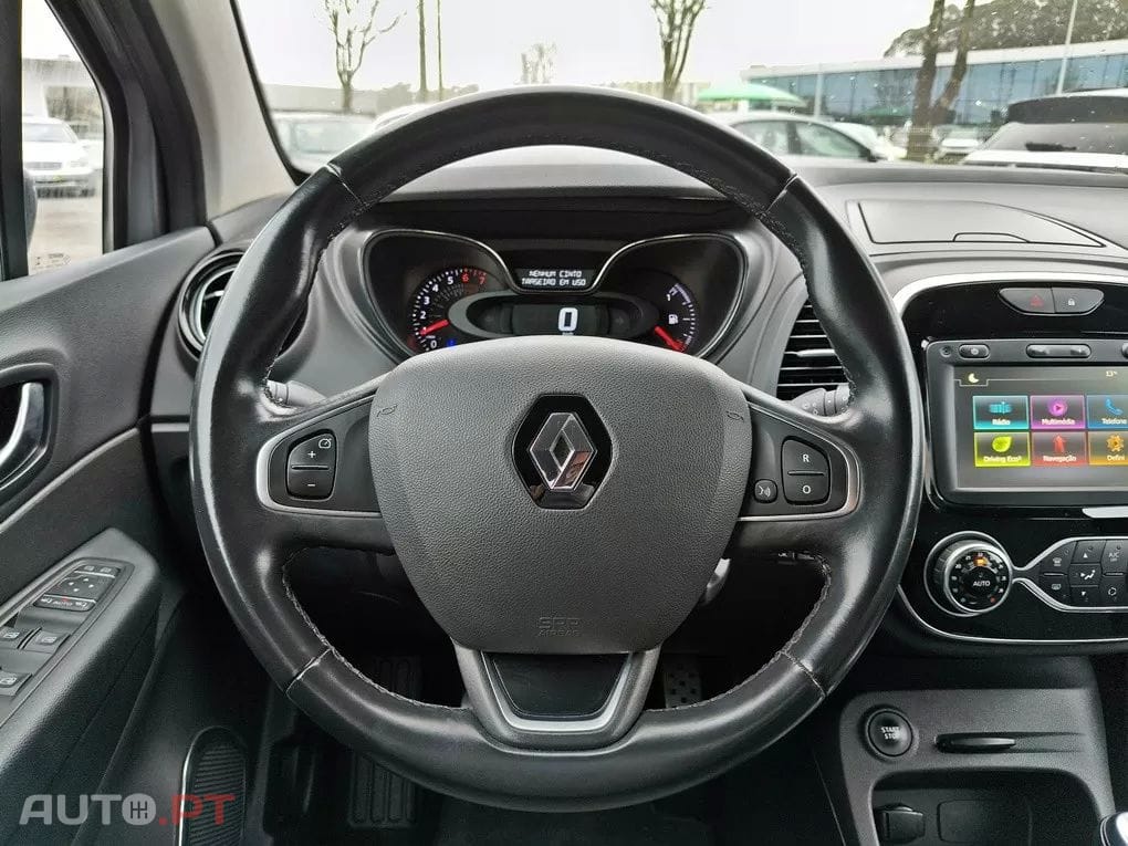 Renault Captur 1.3 TCe Exclusive