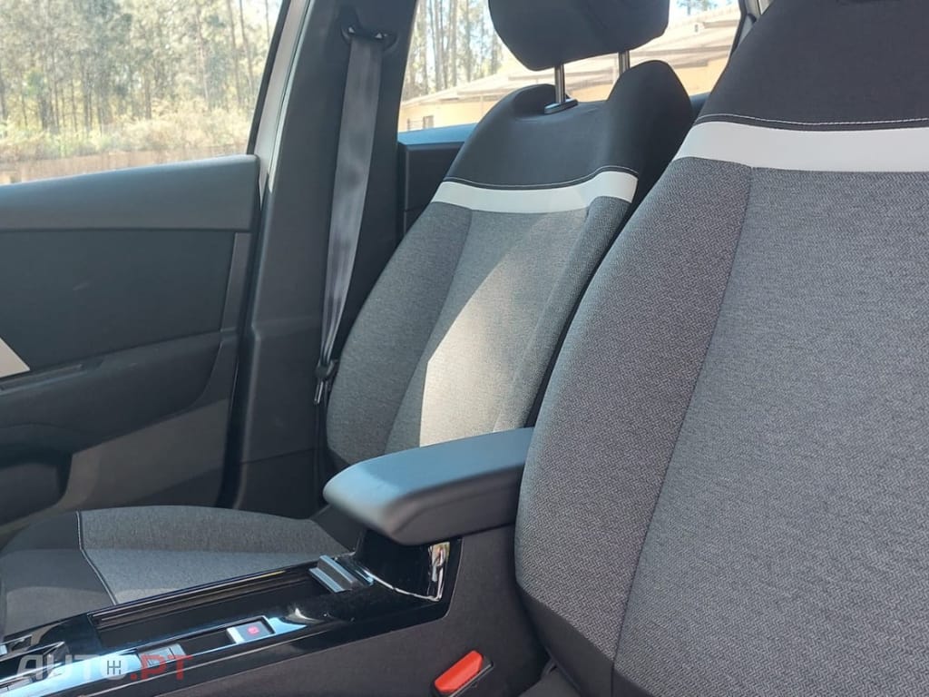 Citroen e-C4 136 YOU