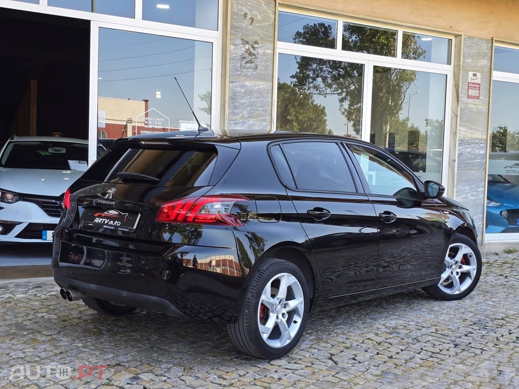 Peugeot 308 1.6 BlueHDi Style J17