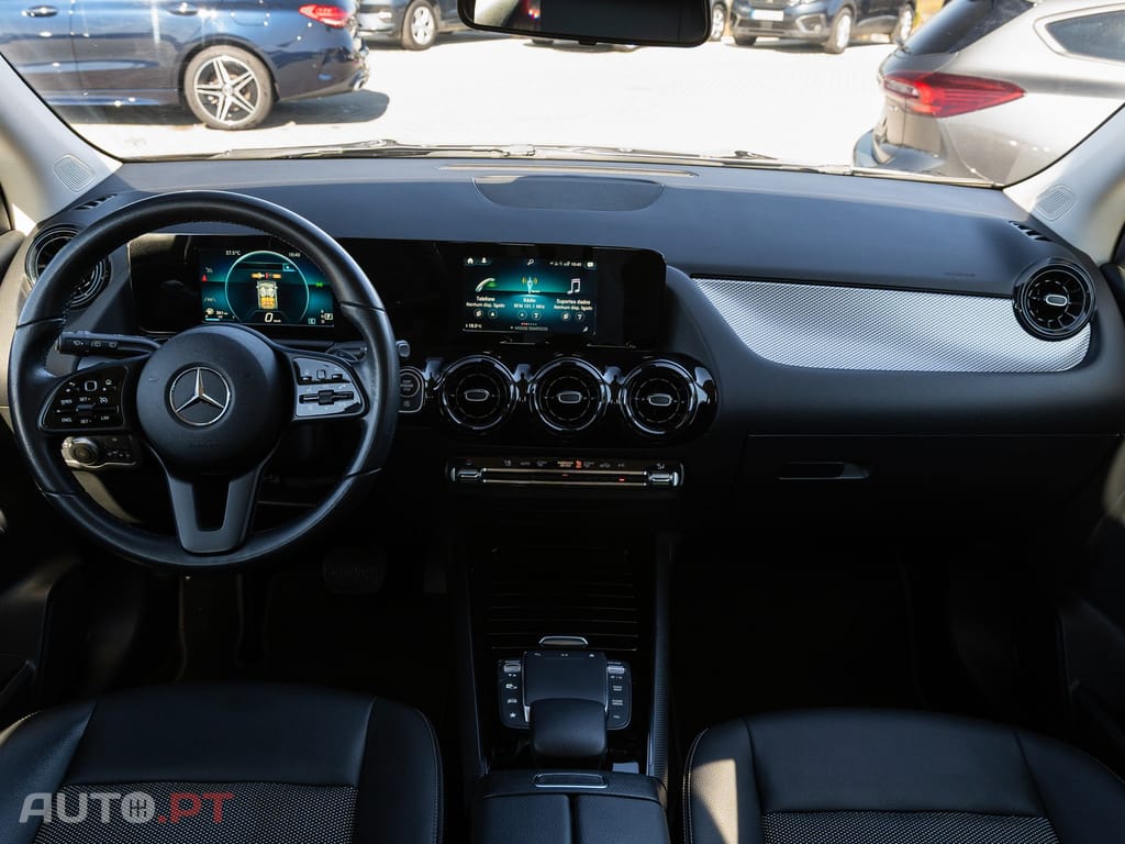 Mercedes-Benz GLA 180 d — fotografia 20