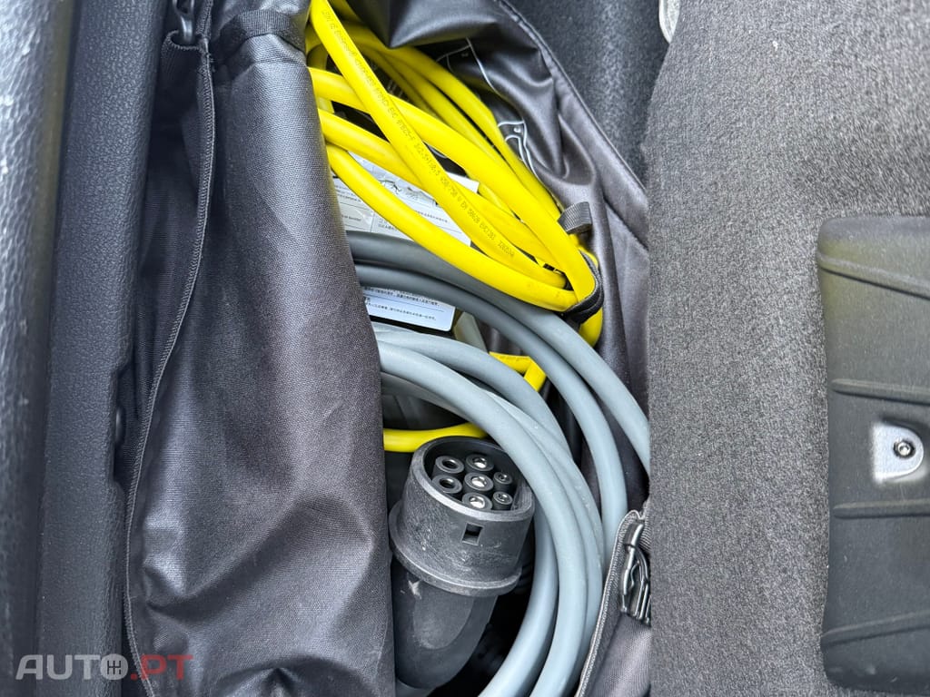 BMW X2 xDrive25e Edition M Mesh